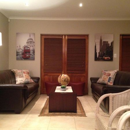 Fynbos Feniks Apartment Stellenbosch Buitenkant foto