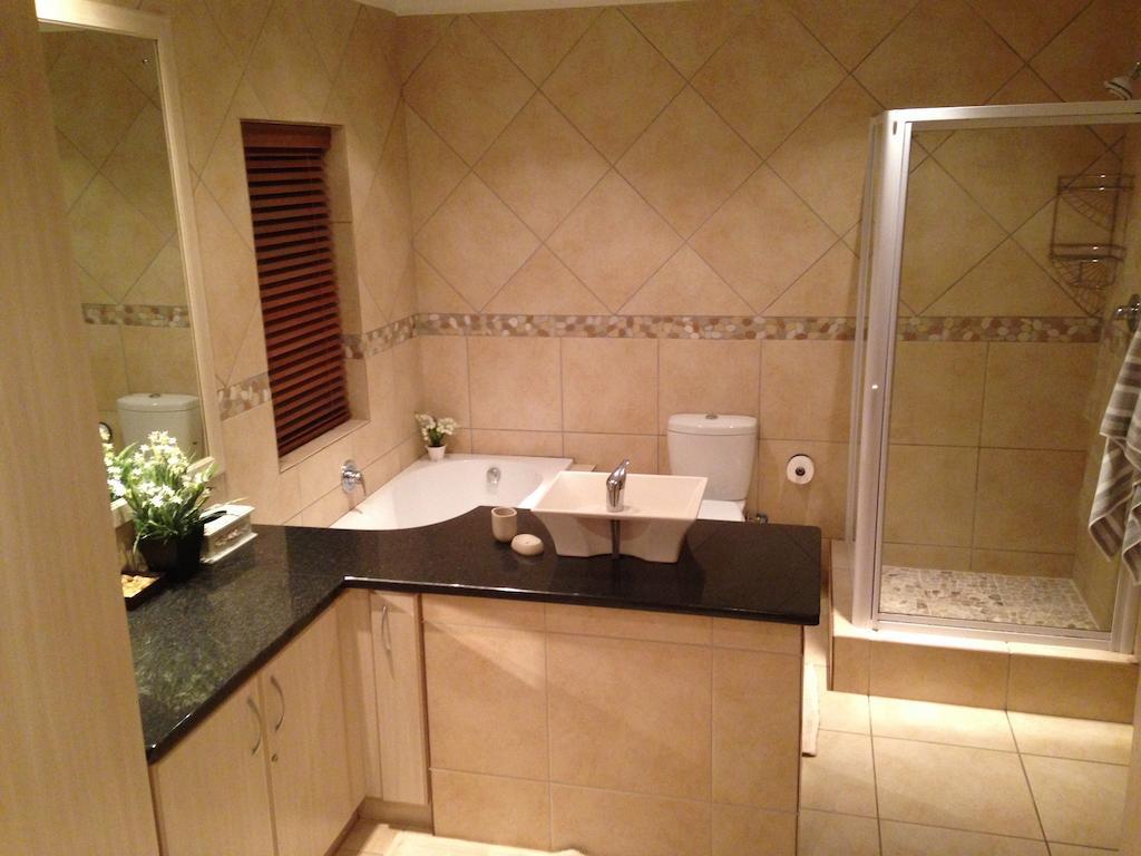 Fynbos Feniks Apartment Stellenbosch Buitenkant foto